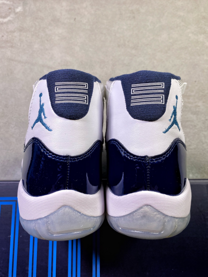 Air Jordan 11