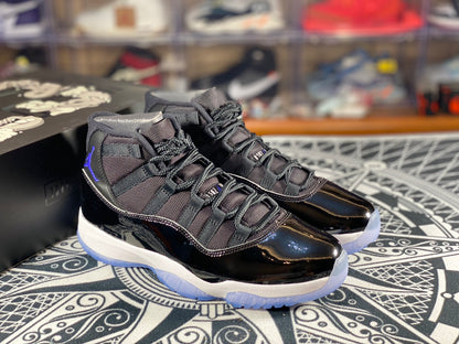 Air Jordan 11