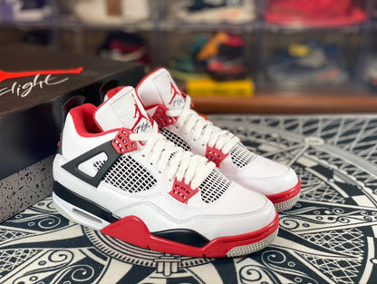 Air Jordan 4