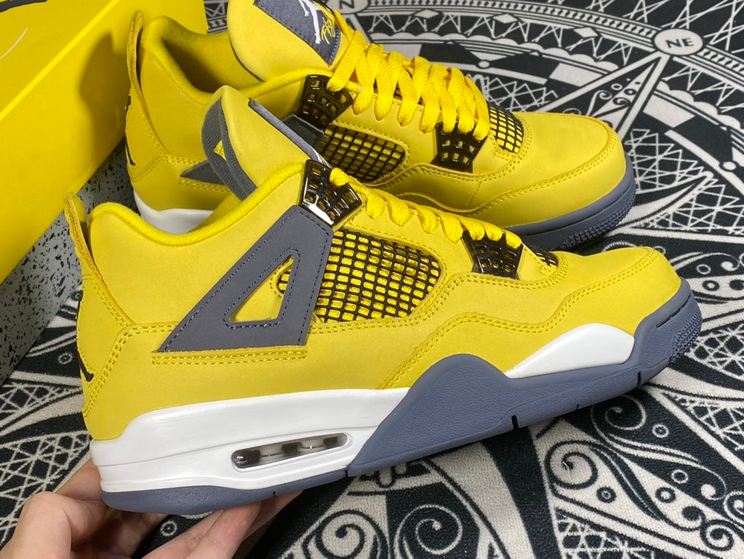 Air Jordan 4