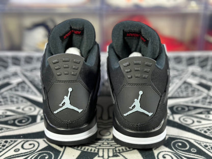 Air Jordan 4