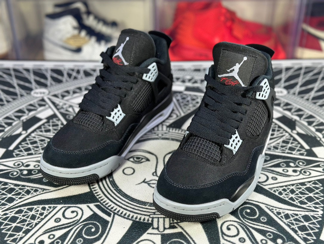 Air Jordan 4