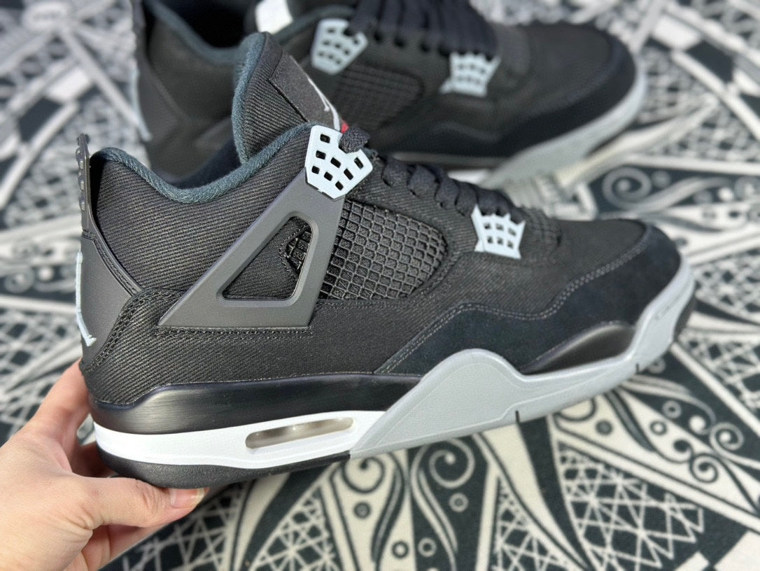 Air Jordan 4