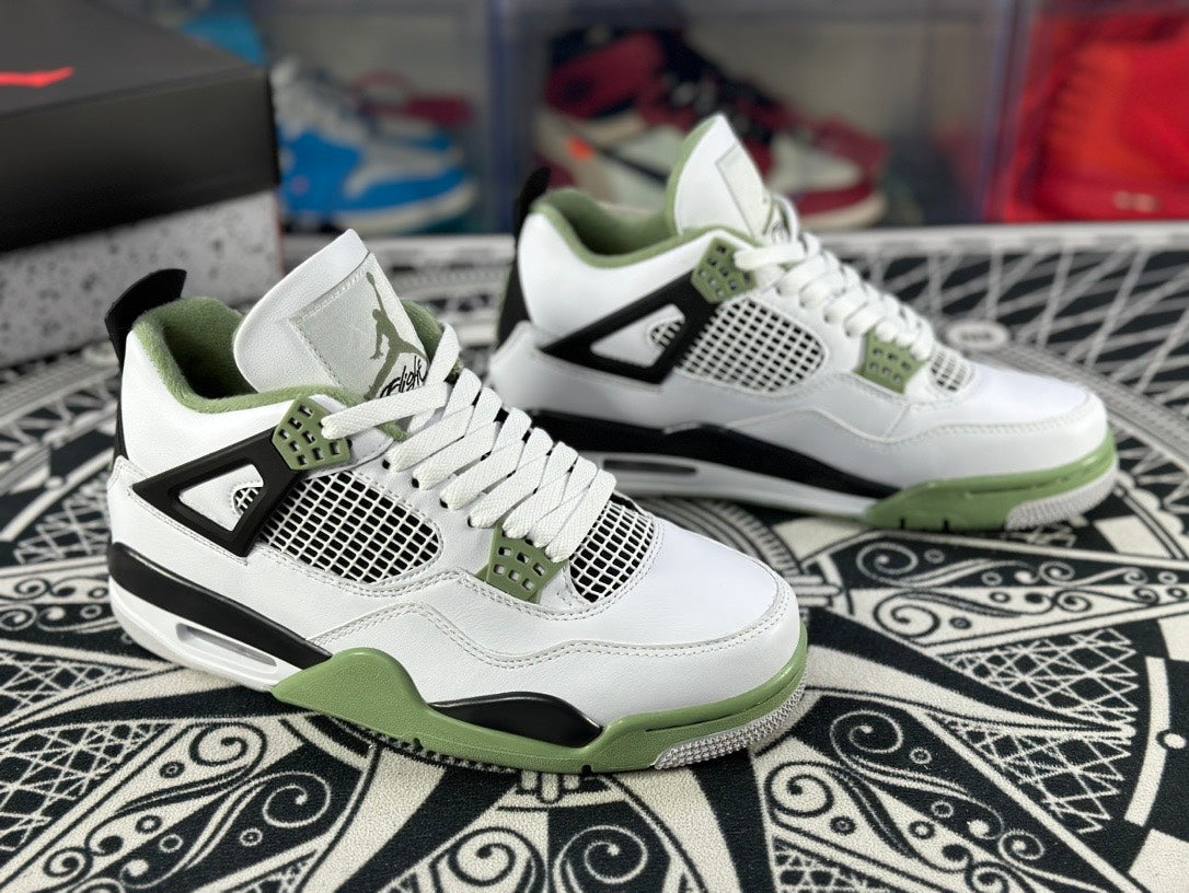 Air Jordan 4