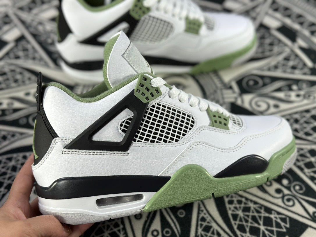 Air Jordan 4