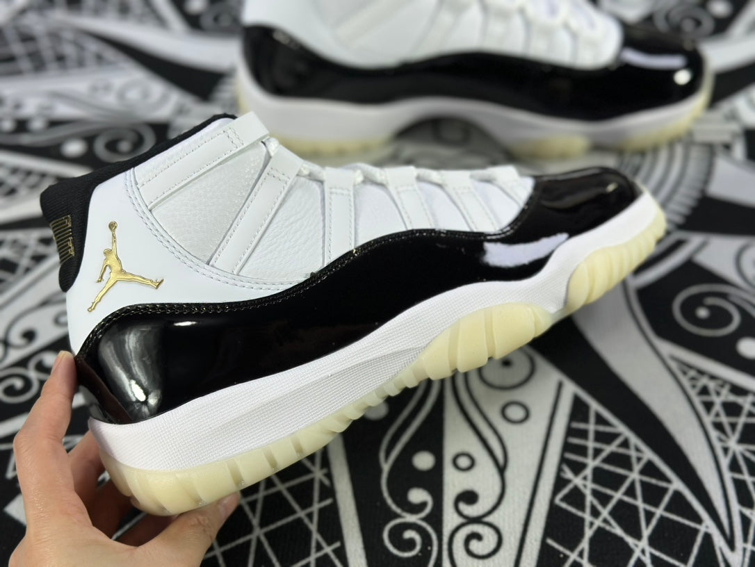 Air Jordan 11