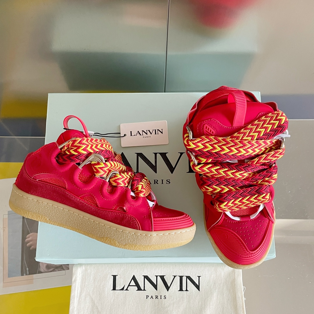 Lanvin Curb